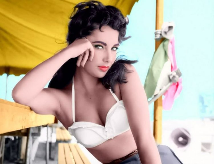 Elizabeth Taylor_retro foto krasivyye devushki v kupal'nikakh