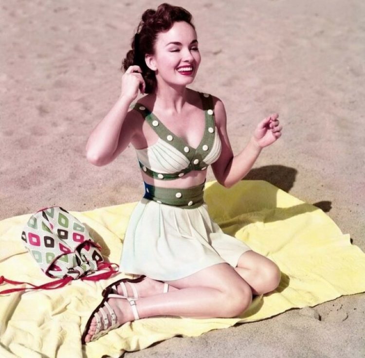 Ann Blyth_retro foto krasivyye devushki v kupal'nikakh