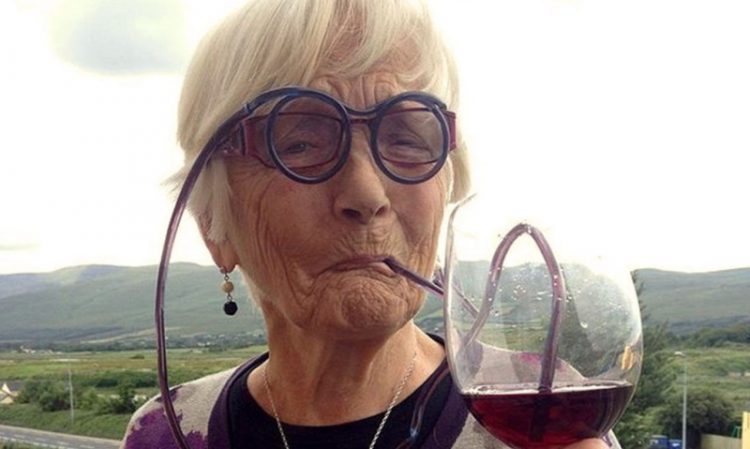 Самые изобретательные бабушки, 25 смешных фото