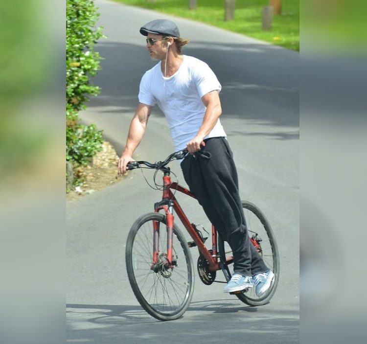 znamenitosti na velosipedakh_Brad Pitt