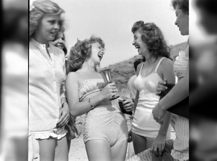 Vintage Beach Delights: Entertaining Throwback Photo Collection